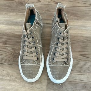 Blowfish sneakers, tan, size 9